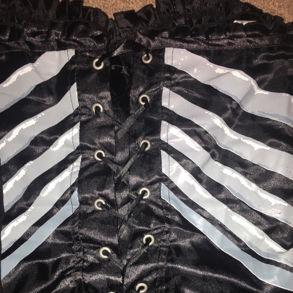 Bone corset - Picture 4 of 6